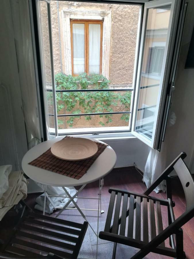 Trastevere Intimate Apartment Rome Exterior photo